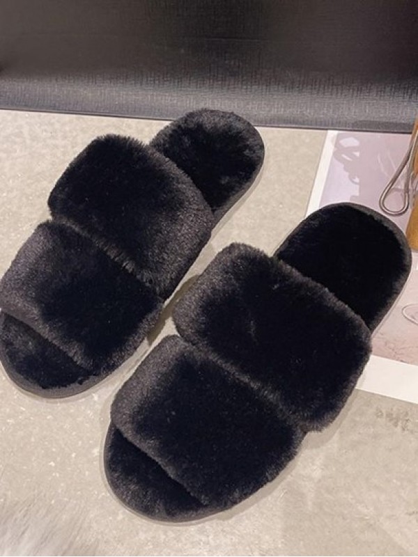 Minimalist Fuzzy Slippers