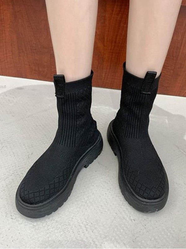 Platform Slip On Knit Boots