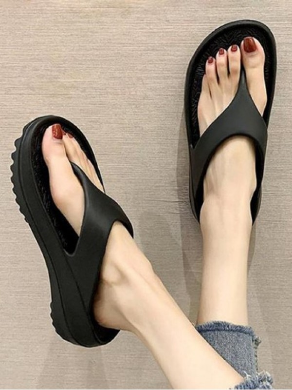 Thick Platform Solid Color Beach Flip Flops