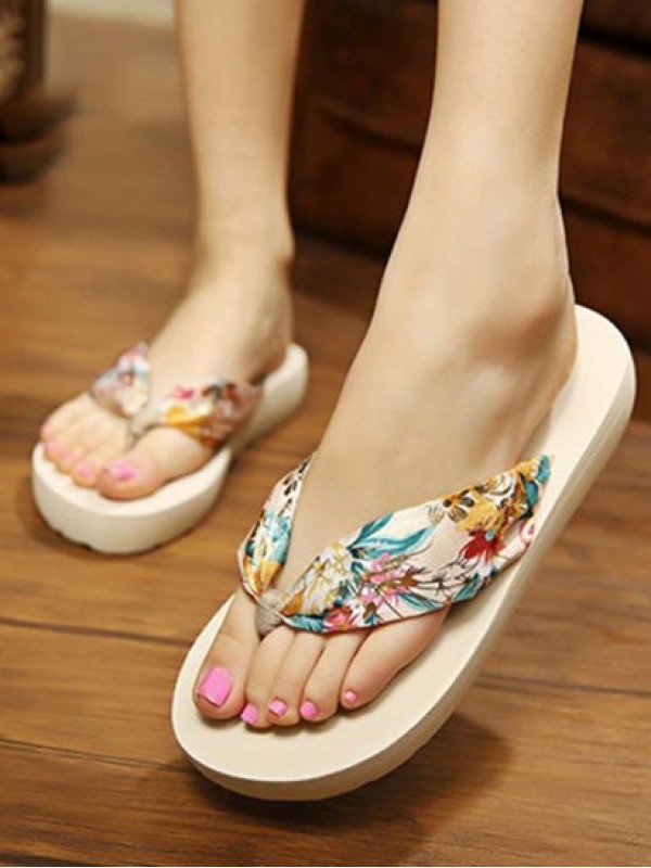 Bohemia Flowers Pattern Wedge Heel Non-slip Flip Flops