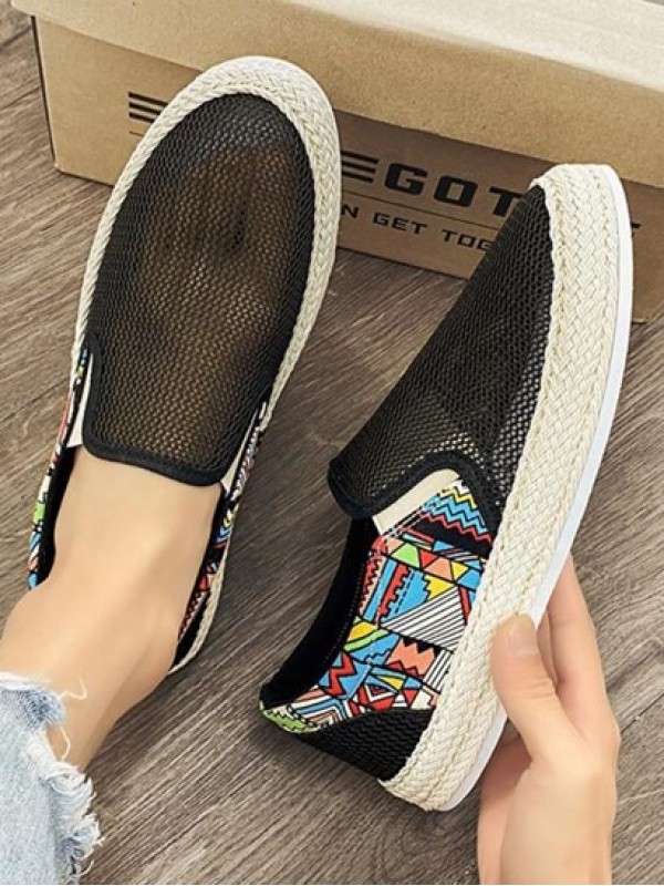 Slip-On Graphic Print Mesh And Straw Decor Shoes